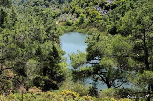 Η Λίμνη των Νάνων