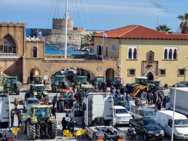 Ρόδος: Κινητοποιήσεις αγροτών για τη μείωση των ελαφιών